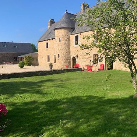 Le Nid Du Manoir Du Cosquer Villa La Roche-Derrien Exteriör bild